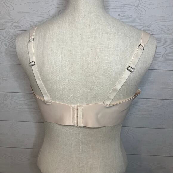 Vince Camuto pink full coverage No show Bra size 40C - Picture 2 of 5